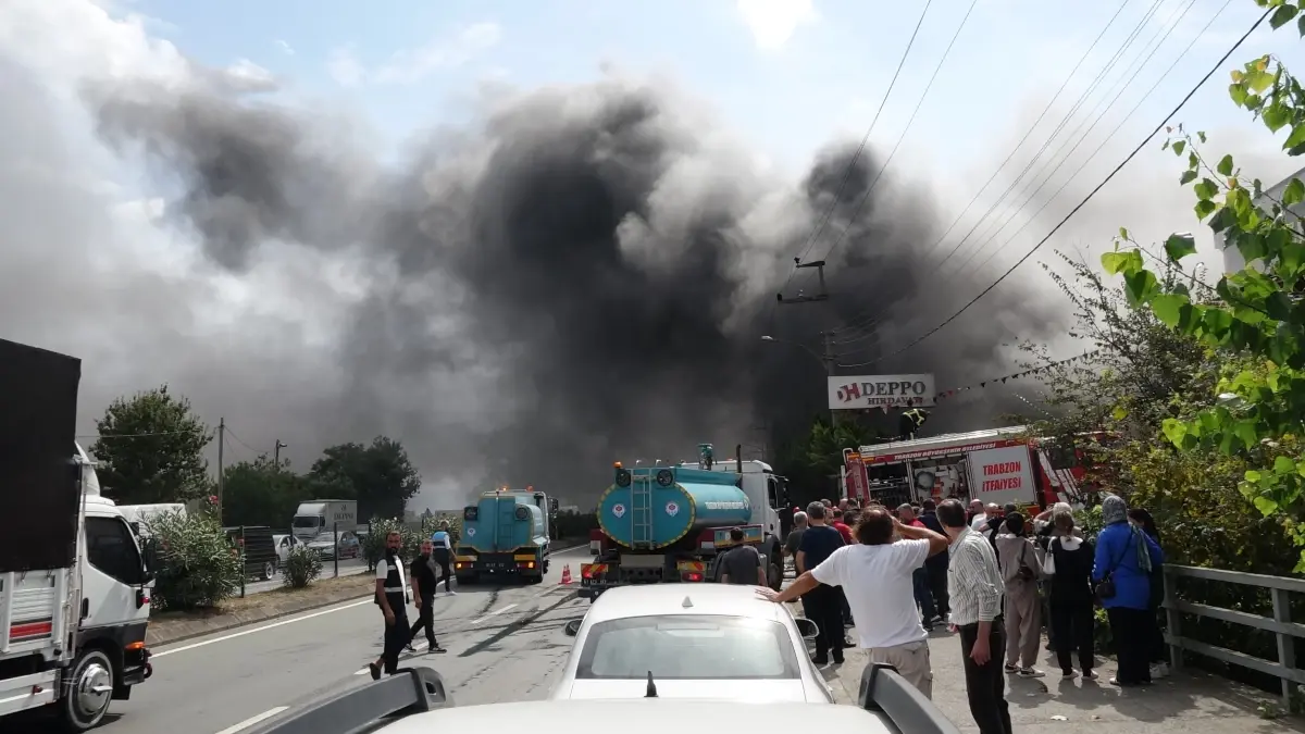 Akçaabat’ta Yangın: Soğutma Çalışmaları Devam Ediyor
