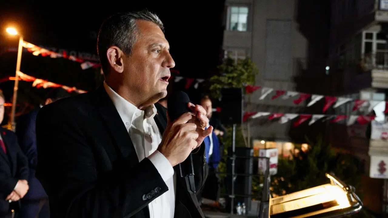 Özgür Özel’den Ekrem İmamoğlu açıklaması: ‘Suçu ‘Erdoğan’ı yenme suçu…”