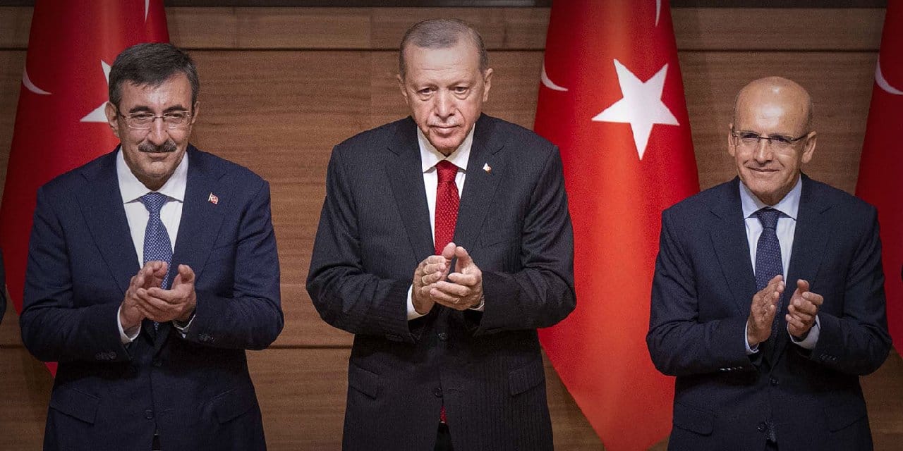 “Sandık korkusu mu, yatırım programı mı? Çelişkiler ortaya saçıldı!”