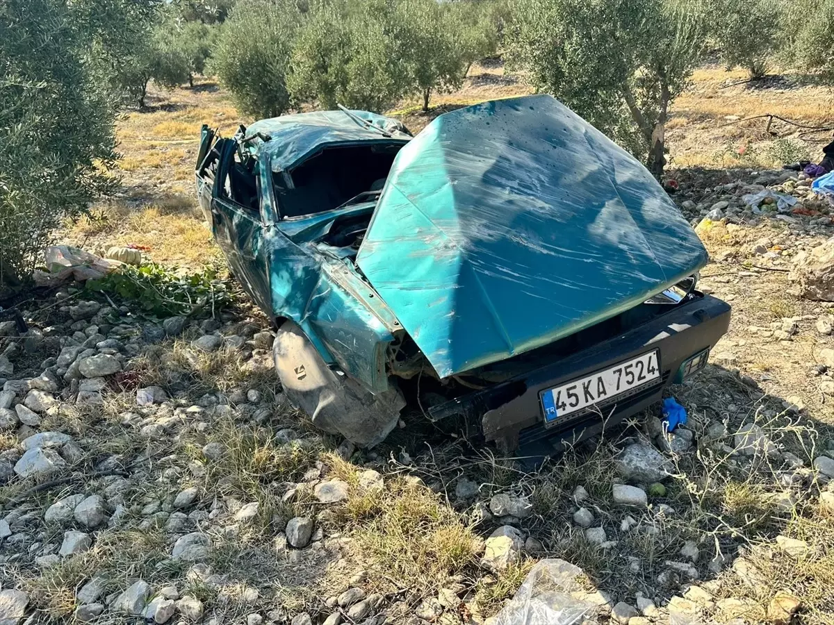 Alaşehir’de Trafik Kazası: Karı Koca Hayatını Kaybetti