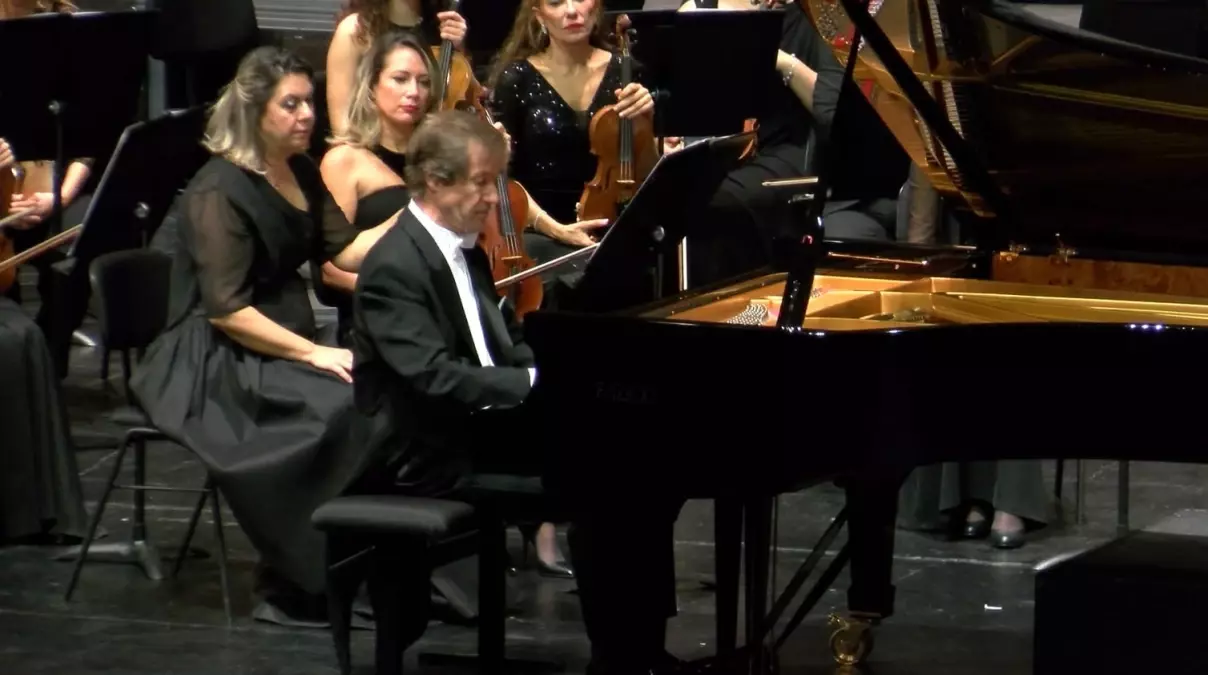 İstanbul Devlet Senfoni Orkestrası 80. Yılını Coşkuyla Kutladı