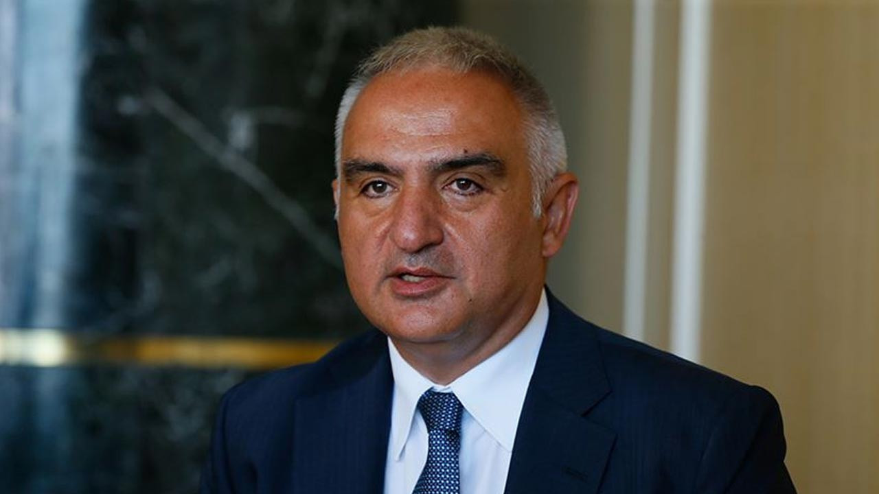 Bakan Ersoy’dan Dünya Türk Dili Ailesi Günü mesajı