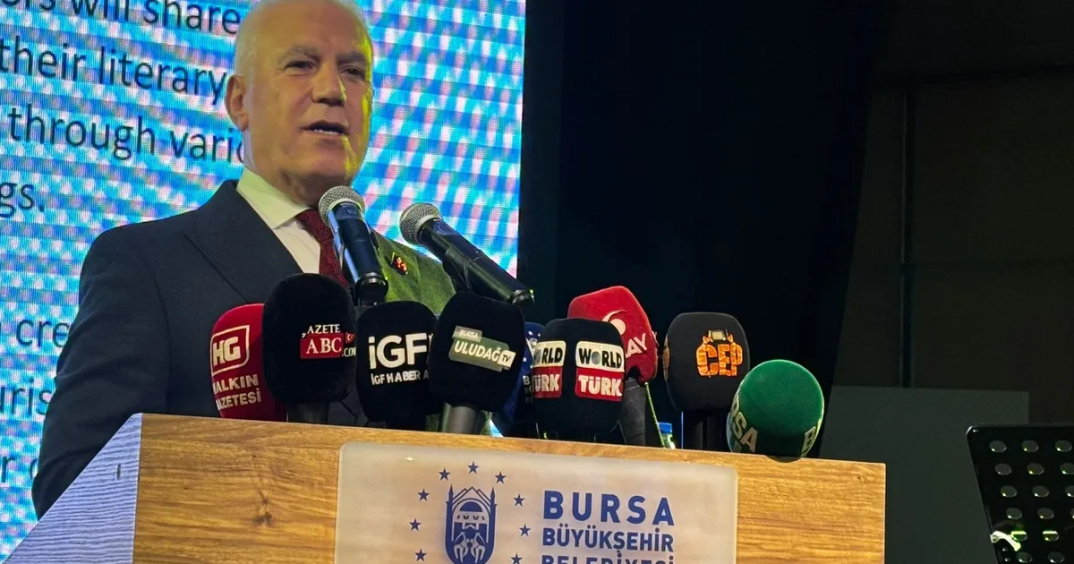 Başkan Bozbey: Edebiyat cesurların işidir