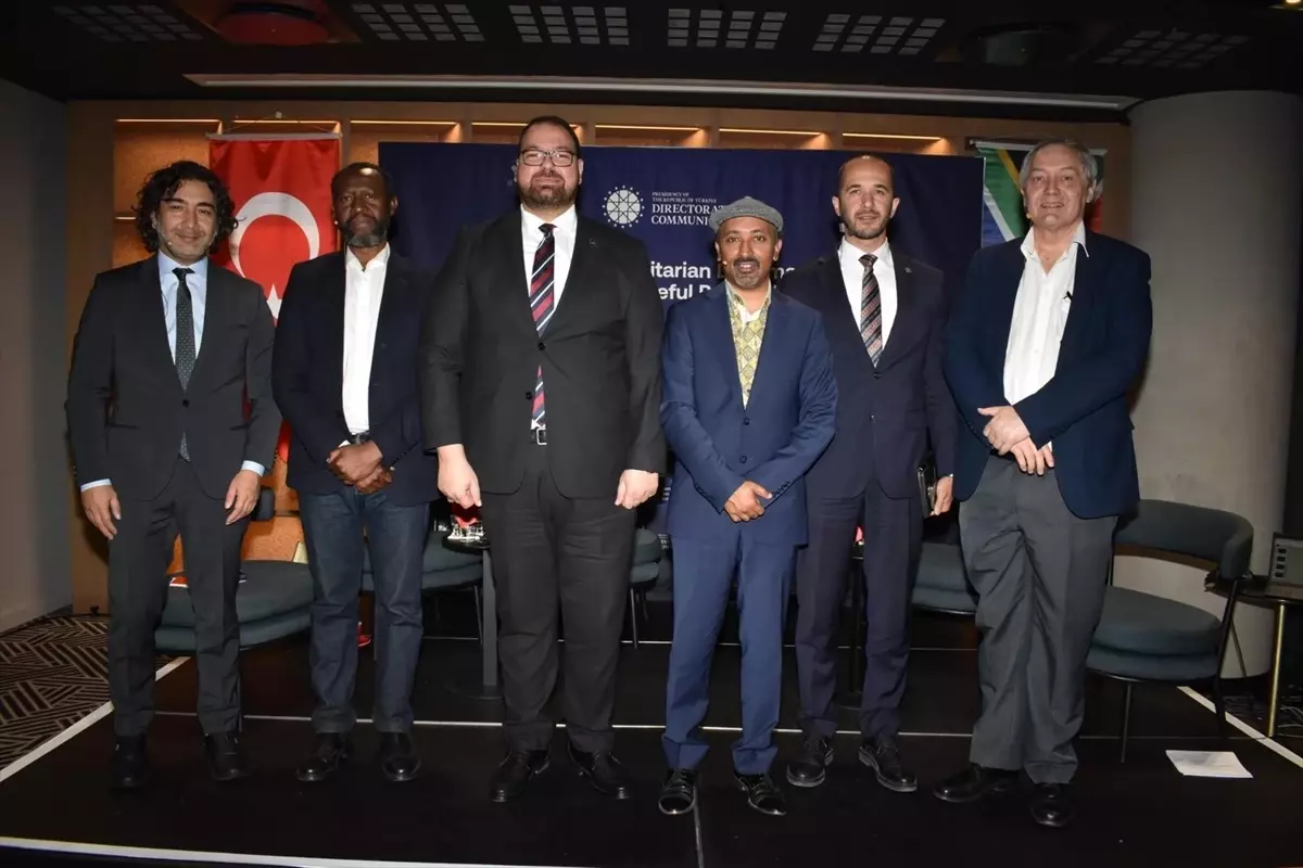 İletişim Başkanlığından “Türkiye’nin Çatışmaların Barışçıl Çözümünde Yürüttüğü İnsani Diplomasi ve Yardımları” paneli