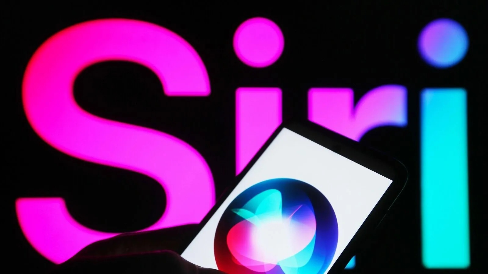 iPhone kullanıcıları için yeni dönem: Siri zorunluluğu kalkıyor