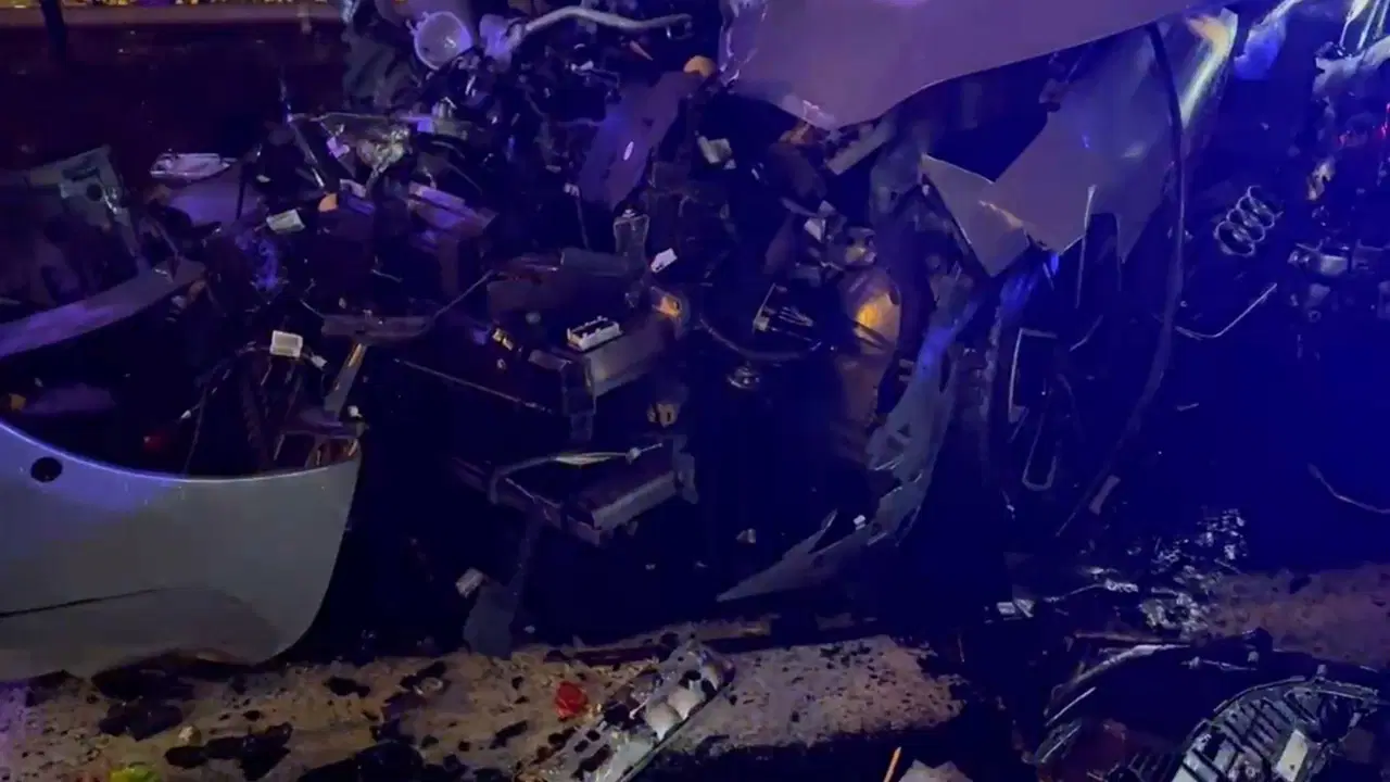 İstanbul, Ataşehir’de 5 araçlık zincirleme kaza: 2’si ağır 6 yaralı