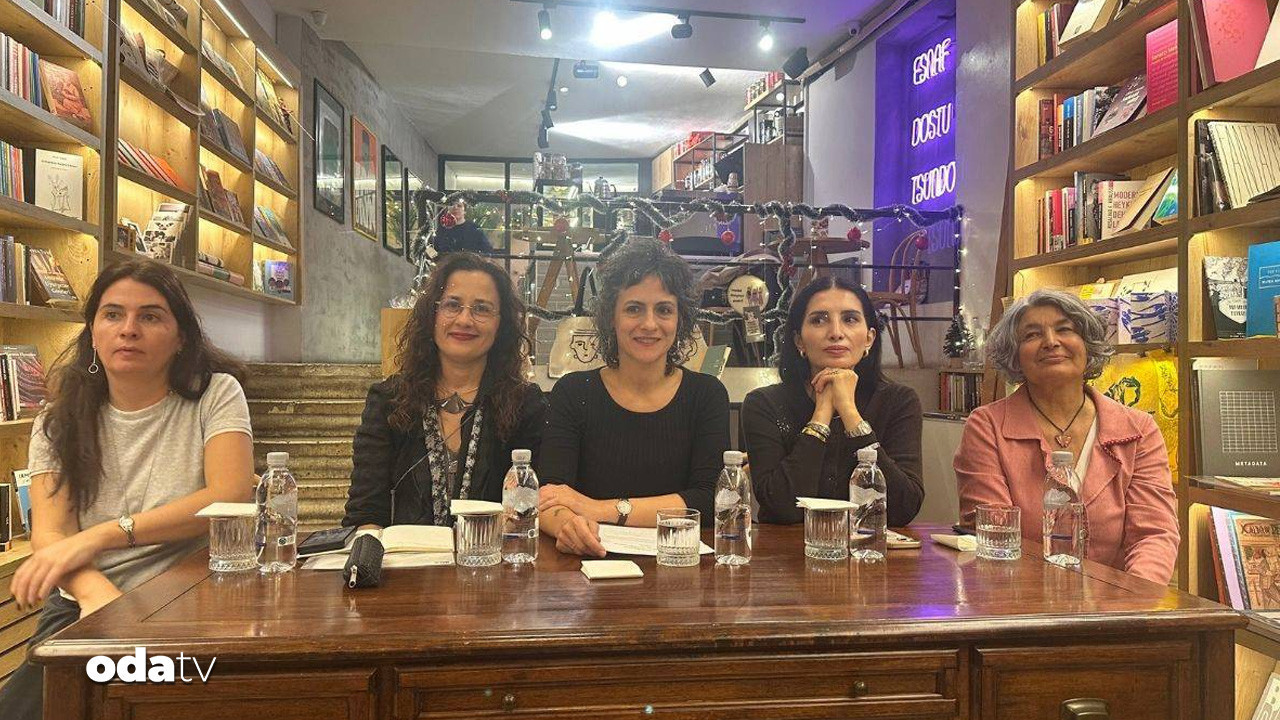 Kadın+ Edebiyatçılar: Bir yere gitmiyor, ısrar ediyoruz