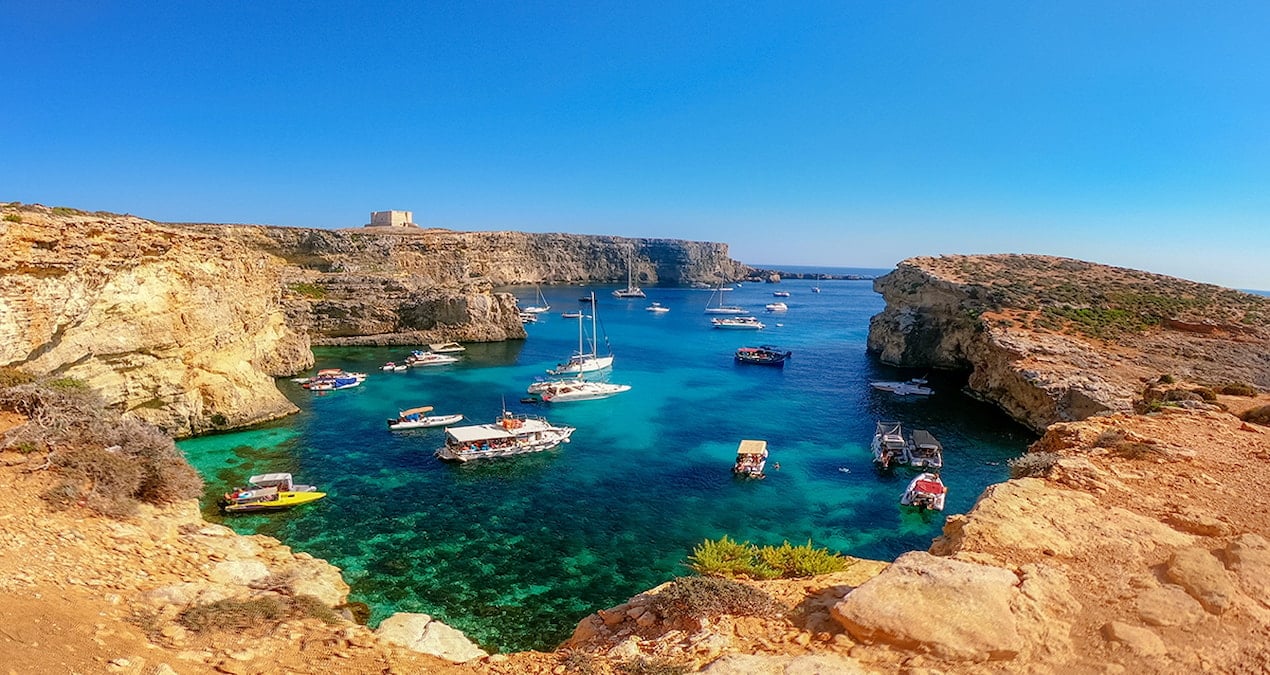 Neredeyse hiç vergisi olmayan ülke: Herkes oraya taşınıyor