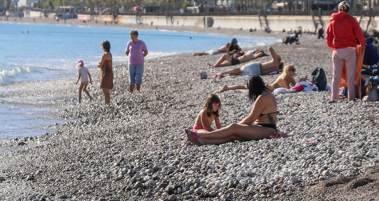 Bu fotoğraf bugün Türkiye’de çekildi… Aralık ayında deniz keyfi yaptılar