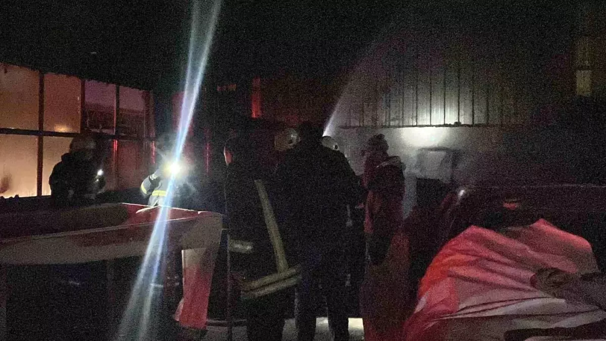 Burdur’da Oto Boyama Atölyesinde Yangın