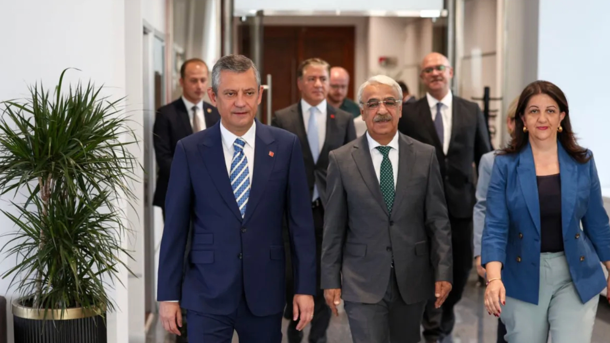 DEM Parti’nin CHP’yi ziyaret edeceği tarih belli oldu