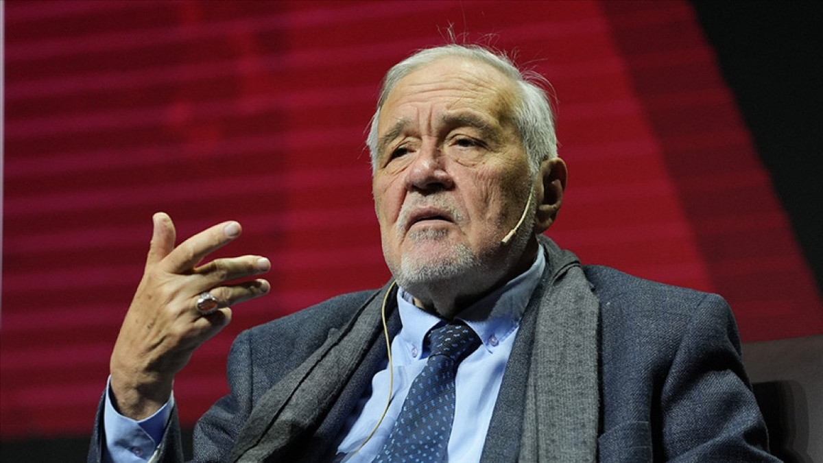 İlber Ortaylı’dan sanal dünya uyarısı: Arkasında istihbarat örgütleri var