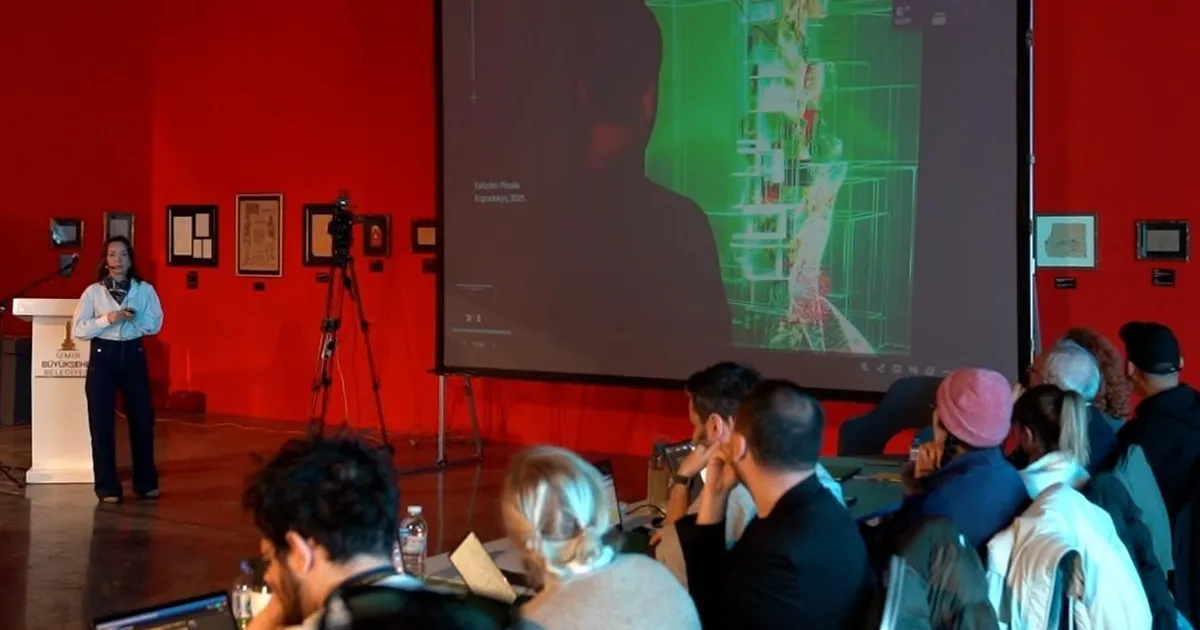 İzmir’de yapay zekâ ve dijital sanat buluşması