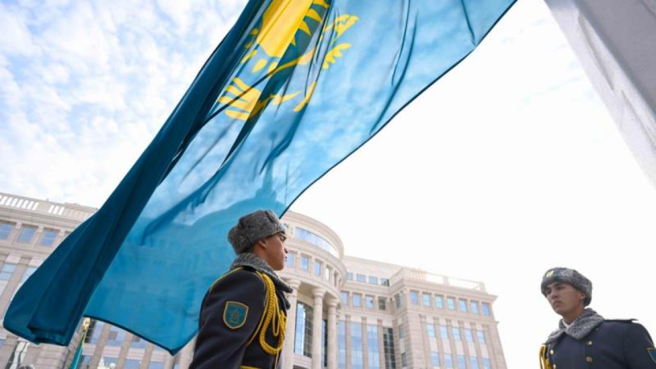 Kızıl zincirleri 34 yıl önce kırdılar! Kazakistan bağımsızlığını kutluyor!