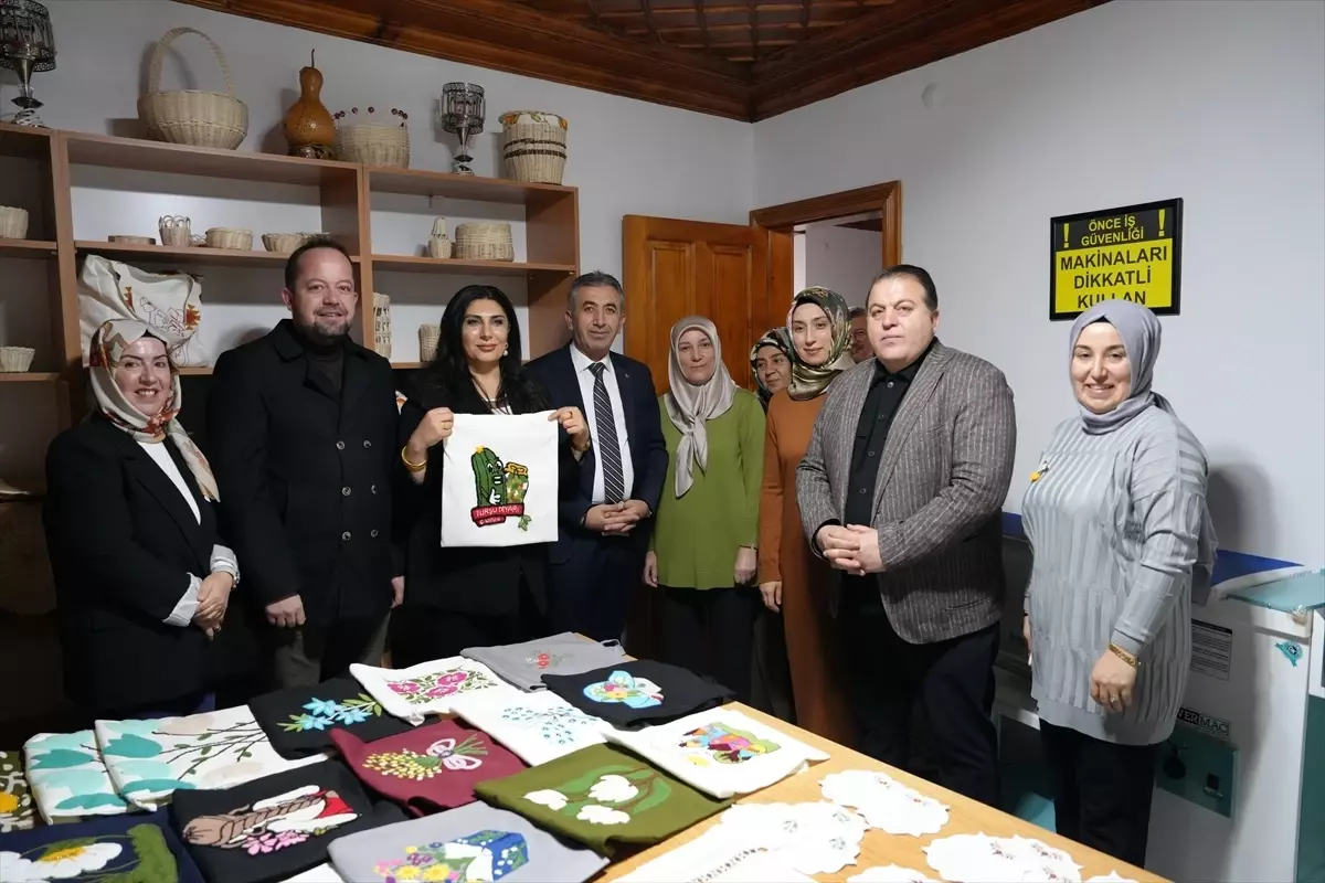 Kadın El İşleri Atölyesi’ne Ziyaret
