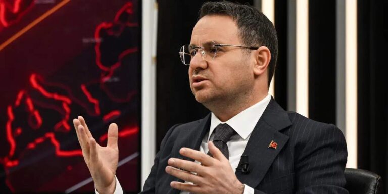 bakan-gurlekten-zaman-asimi-sorusuna-net-yanit-j3JKCcU1