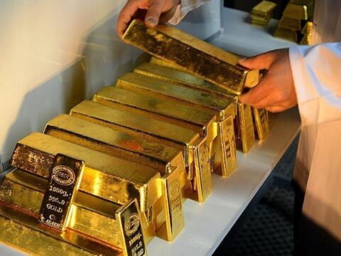 Dünyanın en büyük bankası altının yıl sonu göreceği rakamı ortaya çıkardı